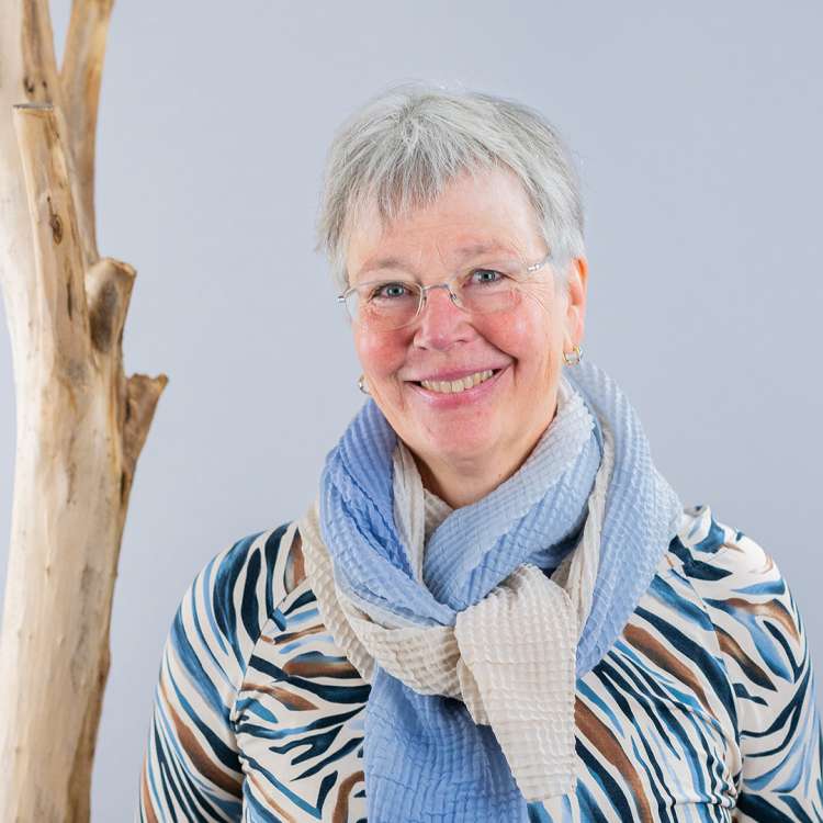 Fabienne Clemenz (fabienne.clemenz@raiffeisen.ch)
