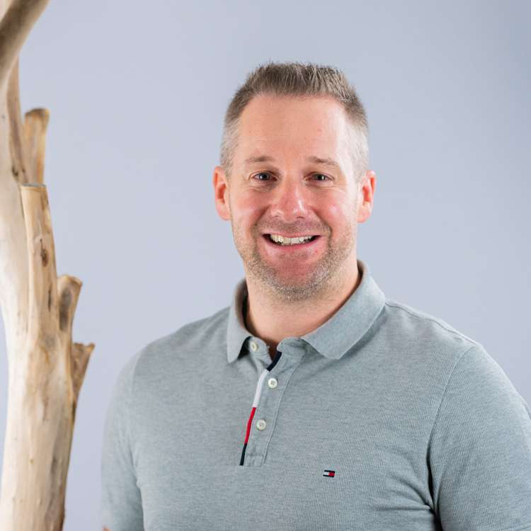 Mark Brigger (mark.brigger@raiffeisen.ch)