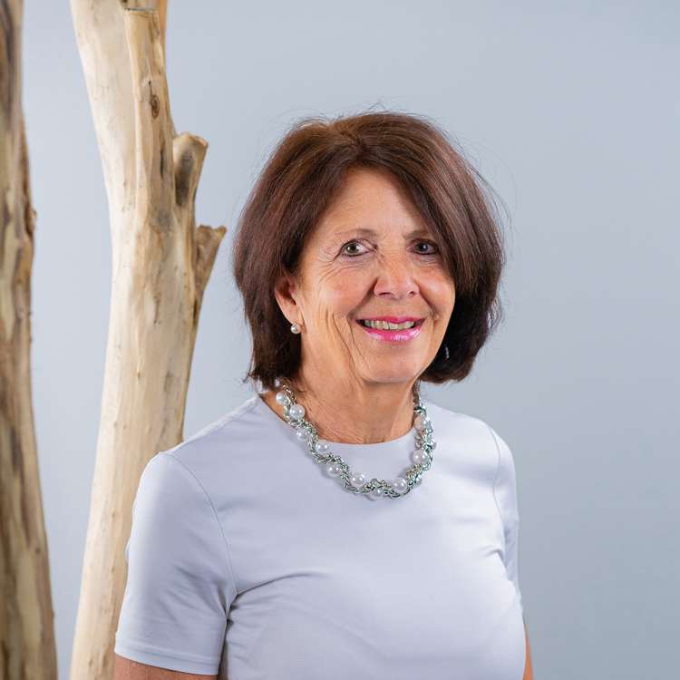 Ursula Furrer (ursula.furrer@raiffeisen.ch)