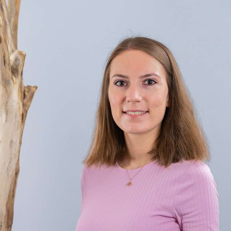 Carole Bumann (carole.bumann@raiffeisen.ch)
