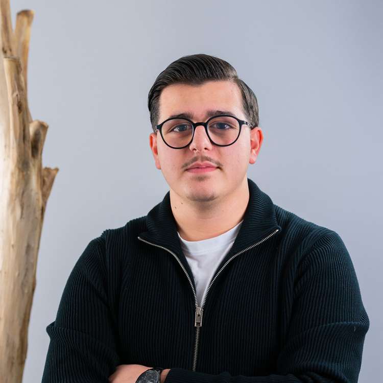 Sinan Iseni (sinan.iseni@raiffeisen.ch)