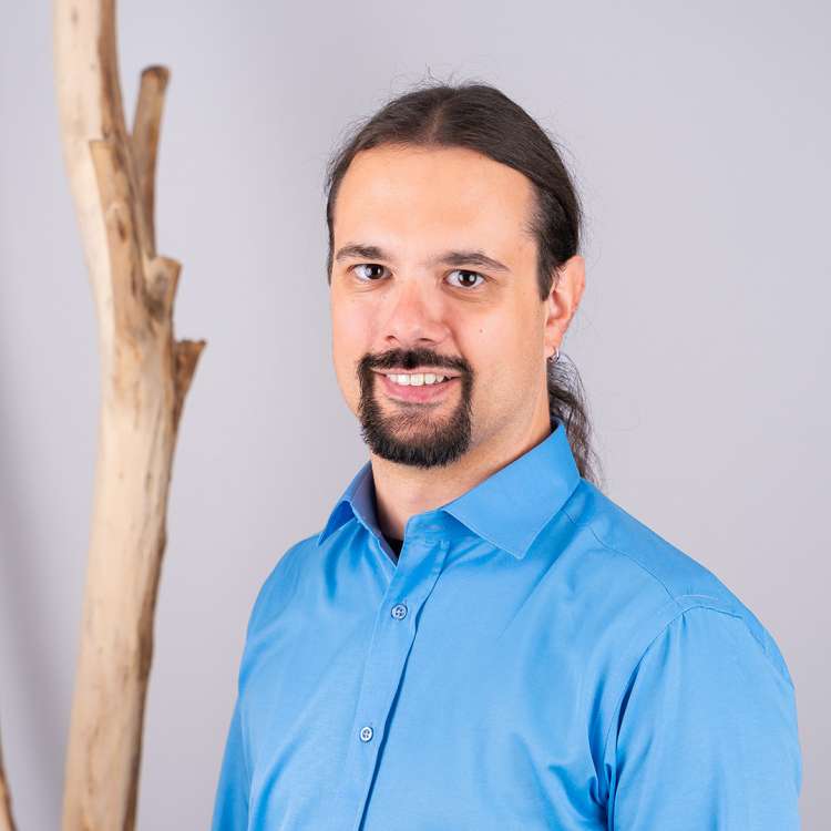 Joël Schnydrig (joel.schnydrig@raiffeisen.ch)
