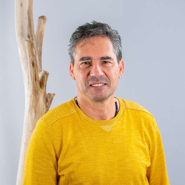 Jim Imboden (jim.imboden@raiffeisen.ch)