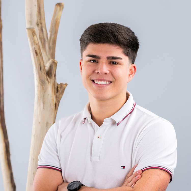 Leandro Ferreira Dias (leandro.ferreiradias@raiffeisen.ch)