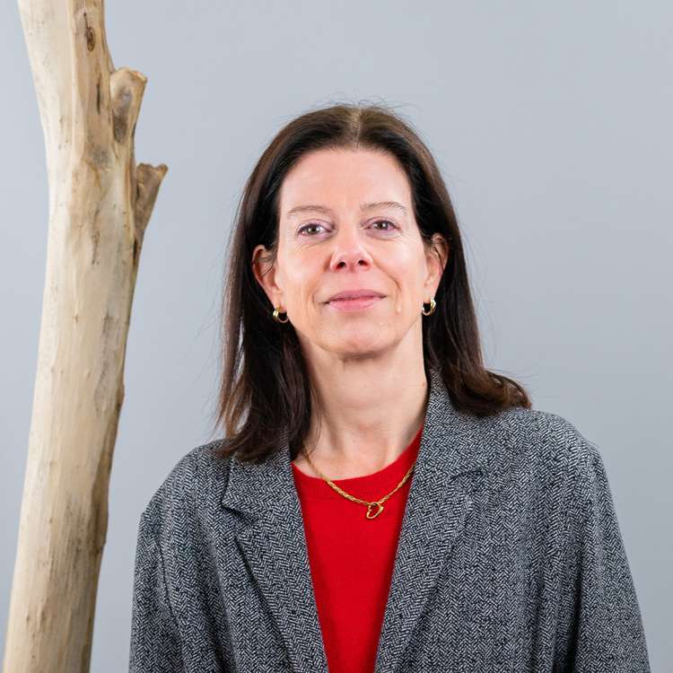 Petra Gruber (petra.gruber@raiffeisen.ch)
