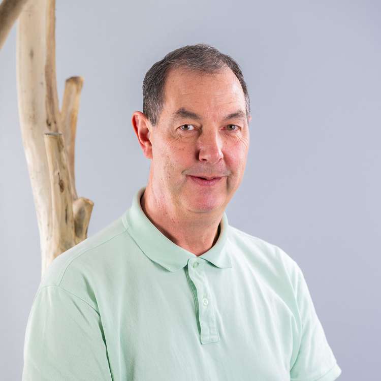 Christian Gruber (christian.gruber@raiffeisen.ch)